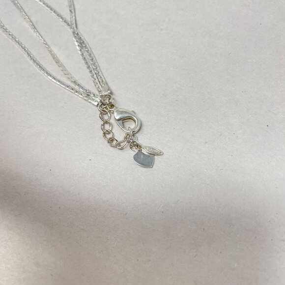 Avon Silvertone Diamond Cut Accented Finger Bracelet‎ Size Large Flower Gift Box - Picture 5 of 9